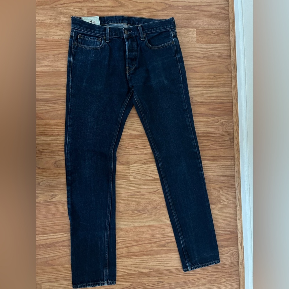 Hollister Dark Wash Slim Straight Button Closure Men’s Size 32X34